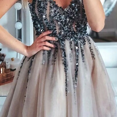 A-line v neck sleeveless tulle homecoming dress short prom dress sequins beading