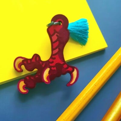 The claw | wooden pin - Thumbnail 4