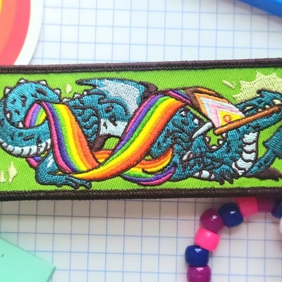 Pride dragon | woven keychain