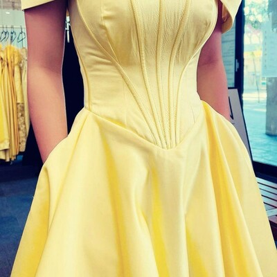 A-line off-the-shoulder strapless  prom dress with pleated pockets 