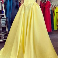 A-line Off-the-Shoulder Strapless  Prom Dress With Pleated Pockets  - Thumbnail 1