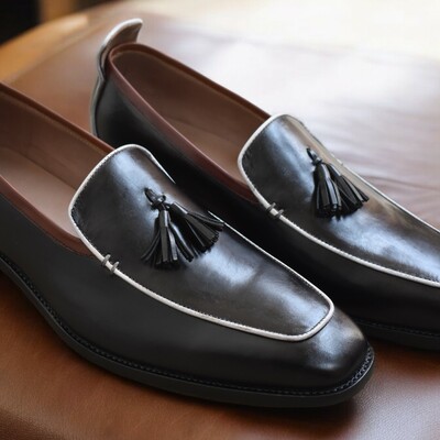 Handmade black tassels design loafers slips on moccasin shoes 