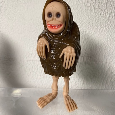 The creep (brown/flesh)