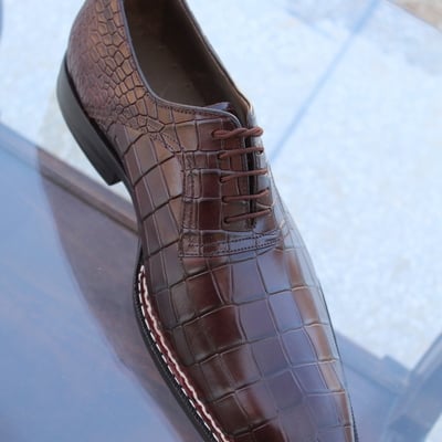 Crafted leather classic dark brown patina leather crocodile/alligator lace up dress shoes - Thumbnail 3