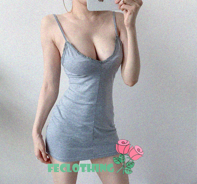(NO REFUND AND EXCHANGE)Low-cut V-neck was thin solid color casual backless comfortable vacation camisole dress