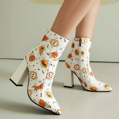 Holloween pumpkin skull print ankle boots in white