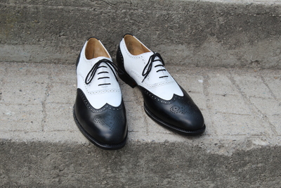 Crafted Leather Elegant Dress Oxford Shoes in Black White Calf Leather