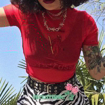 (no refund and exchange)sexy perspective red mesh devil embroidery top - Thumbnail 2