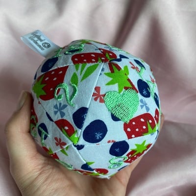 Berry small plush d20 