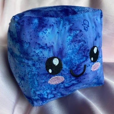 Dark blue jellycube plushie