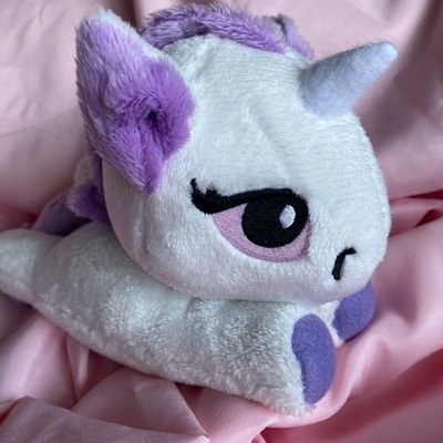 White alicorn plushie