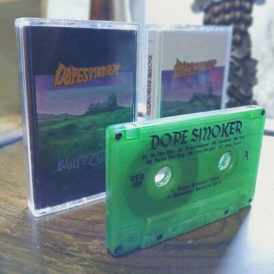 Dope smoker - wolf's castle 