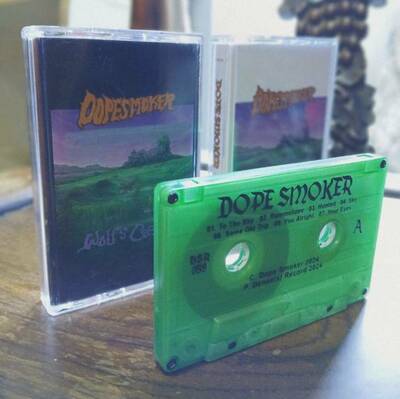 Dope Smoker - Wolf's Castle 