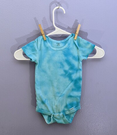 Baby bodysuit 18 months blue tie dye 