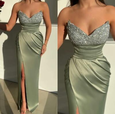 Elegant Sweetheart Green Split Evening Gown With Sequins 