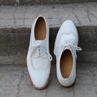 Crafted leather handmade classic wingtip white leather dress shoes - Thumbnail 3