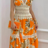 V-Neck Lace Patchwork Printed Dress - Thumbnail 1