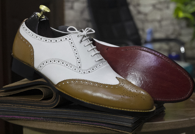 Handmade Men's wings toe white and Brown Leather Brogue Toe Shoes,Lace Up Cap Toe Shoes