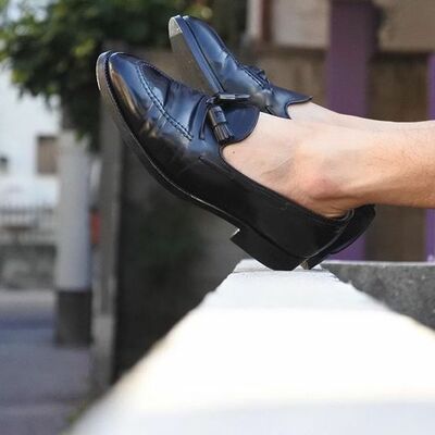 Handmade men's black tassel loafers,summer casual men's leather loafers