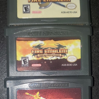Fire emblem, sacred stones, binding blade gba video game boy advance nintendo