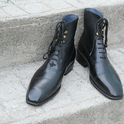 Crafted leather classic black calf leather lace up ankle high boot - Thumbnail 4