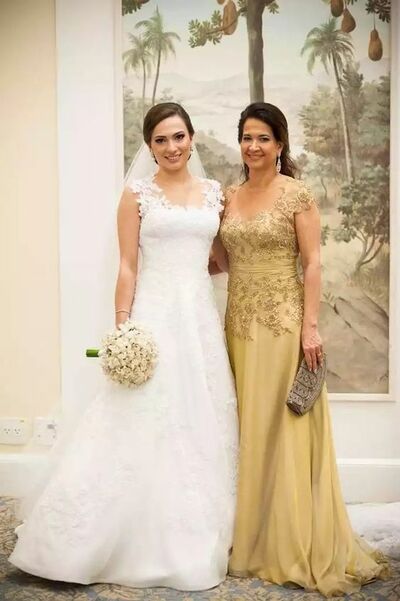 Simple Yellow Mother Of The Bride/Groom Dresses Lace Appliques Evening Gowns Wedding Guest Dress