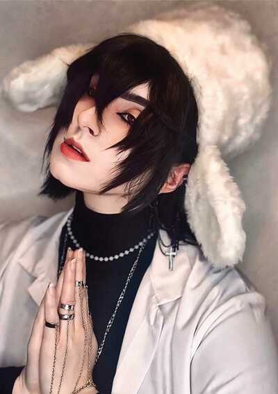 Decay of Angels