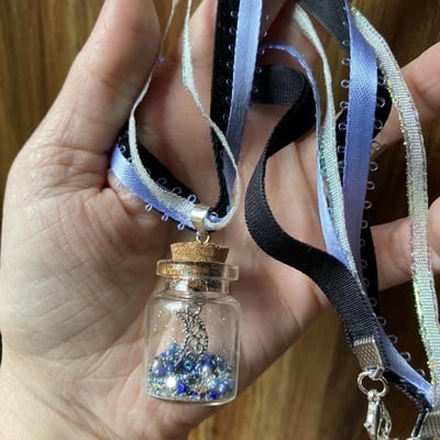 ⚗️botanical, bone, and crystal potion bottle neclaces⚗️ g-l - Thumbnail 2