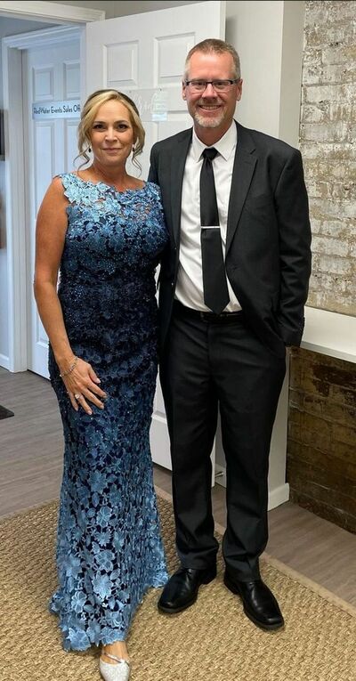 Sky Blue Sheath Mother Of The Bride/Groom Dresses Lace Evening Gowns Wedding Guest Dress