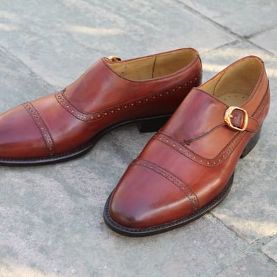 Crafted leather classic single monk strap dress shoes - Thumbnail 5