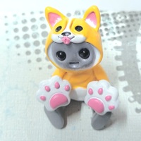 Corgi Hoodie Robot Figurine Resin Art Toy Mental Health Kawaii Desk Buddy - Thumbnail 2
