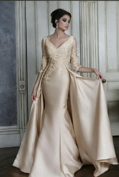 Mermaid Mother of the Bride / Groom Dresses with Overskirt V Neck Lace Applique Satin Evening Gowns 3/4 Sleeve Sweep Train Formal Party Gowns