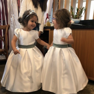 Floor length  flower girl dresses with short sleeves