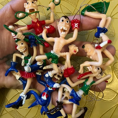 Spooky kooky weirdo people vintage gigantor jigglers 