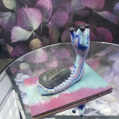 Labradorite snail gem hoarder