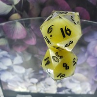 Sundew Drop 30mm Chonk - Thumbnail 1