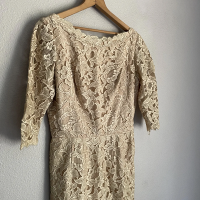 Lace mother of the bride dresses knee length