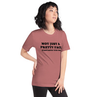 Not just a pretty face, fantastic tits too T-shirt Unisex - Thumbnail 8