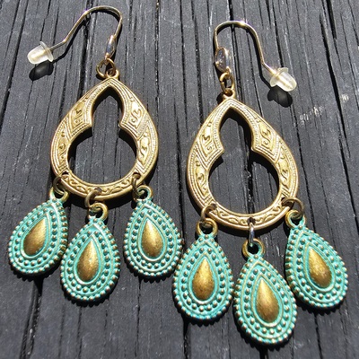 Majesty earrings  - Thumbnail 2