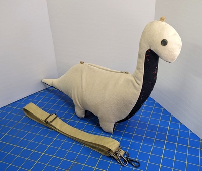 Bag-O-Saurs: Bronto - Cream & Black