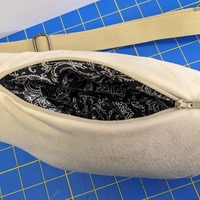 Bag-O-Saurs: Bronto - Cream & Black - Thumbnail 3