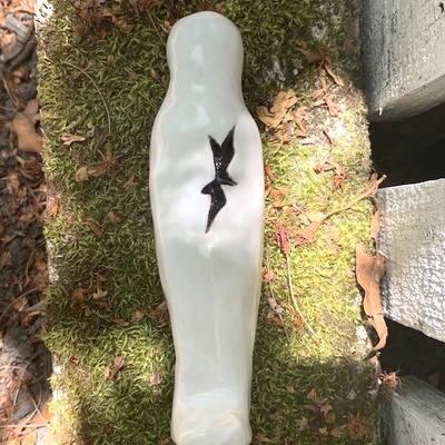 Sarcophagus with chasm