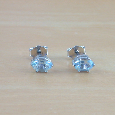 Sterling silver blue topaz oval stud earrings/topaz earrings/gemstone earrings/november birthstone/topaz jewellery/topaz jewelry/uk