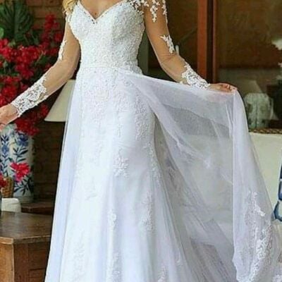 Simple long sleeve lace wedding dress bridal gown
