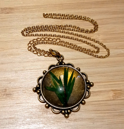 Stunning Long Leaves Natural Plant Gold Necklace Unique