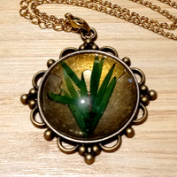 Stunning Long Leaves Natural Plant Gold Necklace Unique - Thumbnail 1