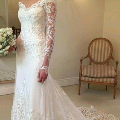 Elegant scoop long sleeve lace appliques wedding dress bridal gown