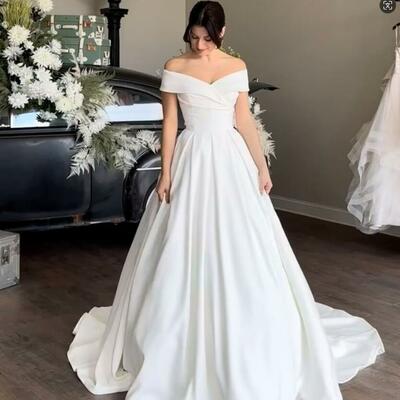 Elegant ball gown simple wedding dress bridal gown