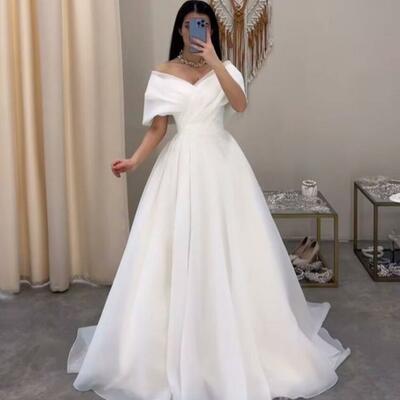 Simple ball gown puffy wedding dress bridal gown