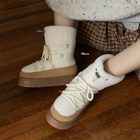 Retro Lace Up Platform Fleece Boots - Thumbnail 4